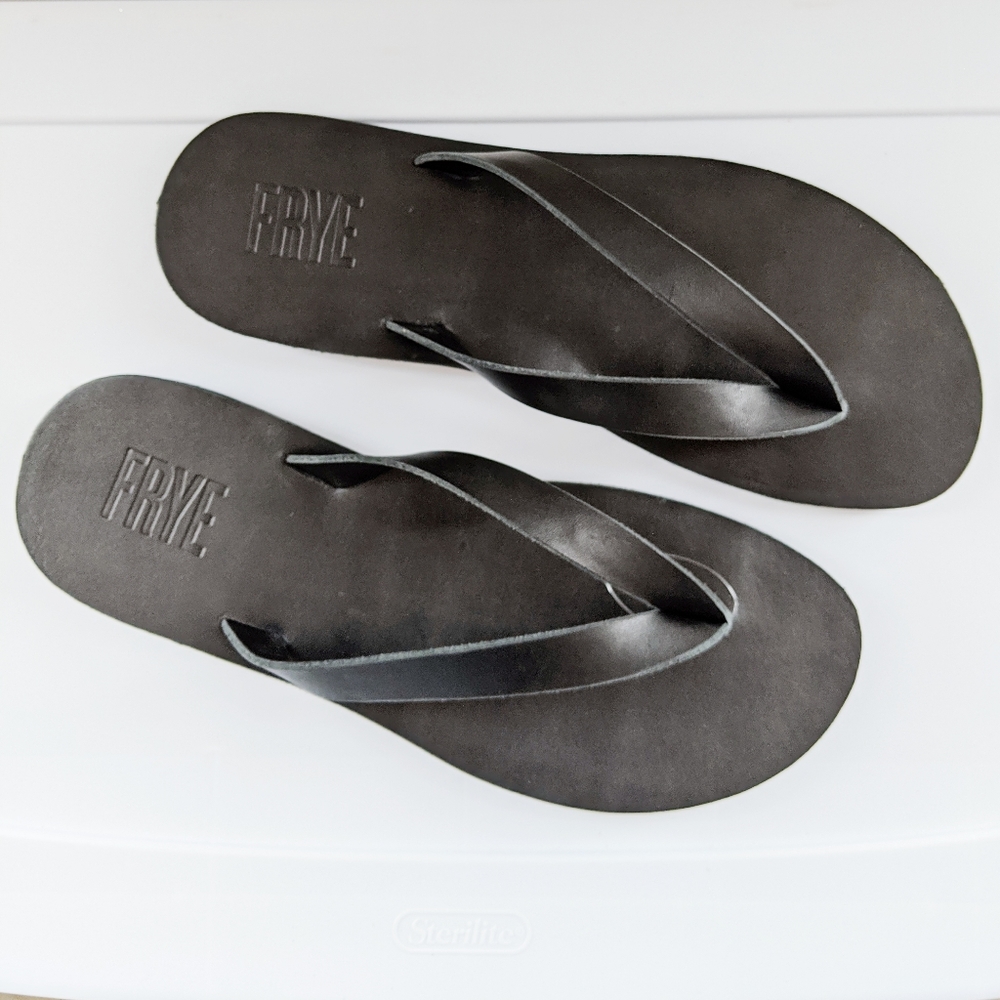 Frye Theo Men's Flip Flop Sandals Black Leather 13